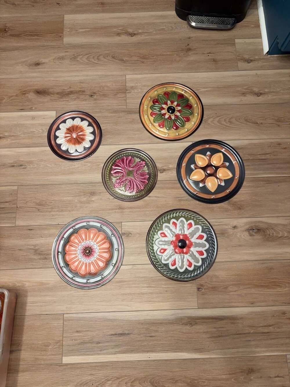 Set of 6 Colorful Embossed Metal Floral Wall Medallions 12 and 10 inch